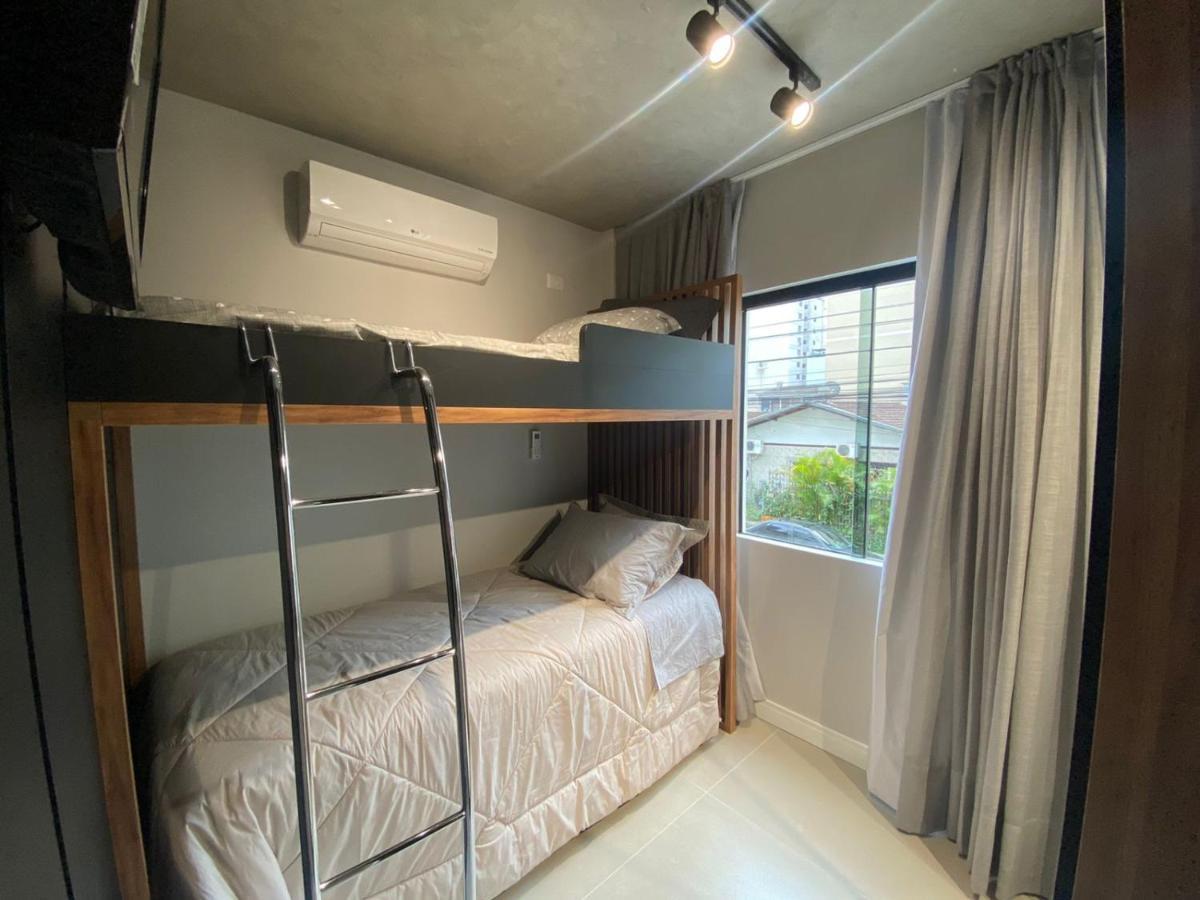 Apartamento aconchegante e moderno no centro de Balneário Camboriú Exterior foto
